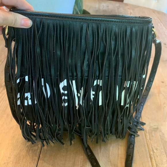 💥Steve Madden leather fringe strap bag NEW - Picture 3 of 7